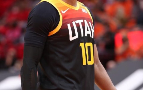 乐鱼体育官方入口-康利缺阵改变系列赛走势 爵士破换防难度增加